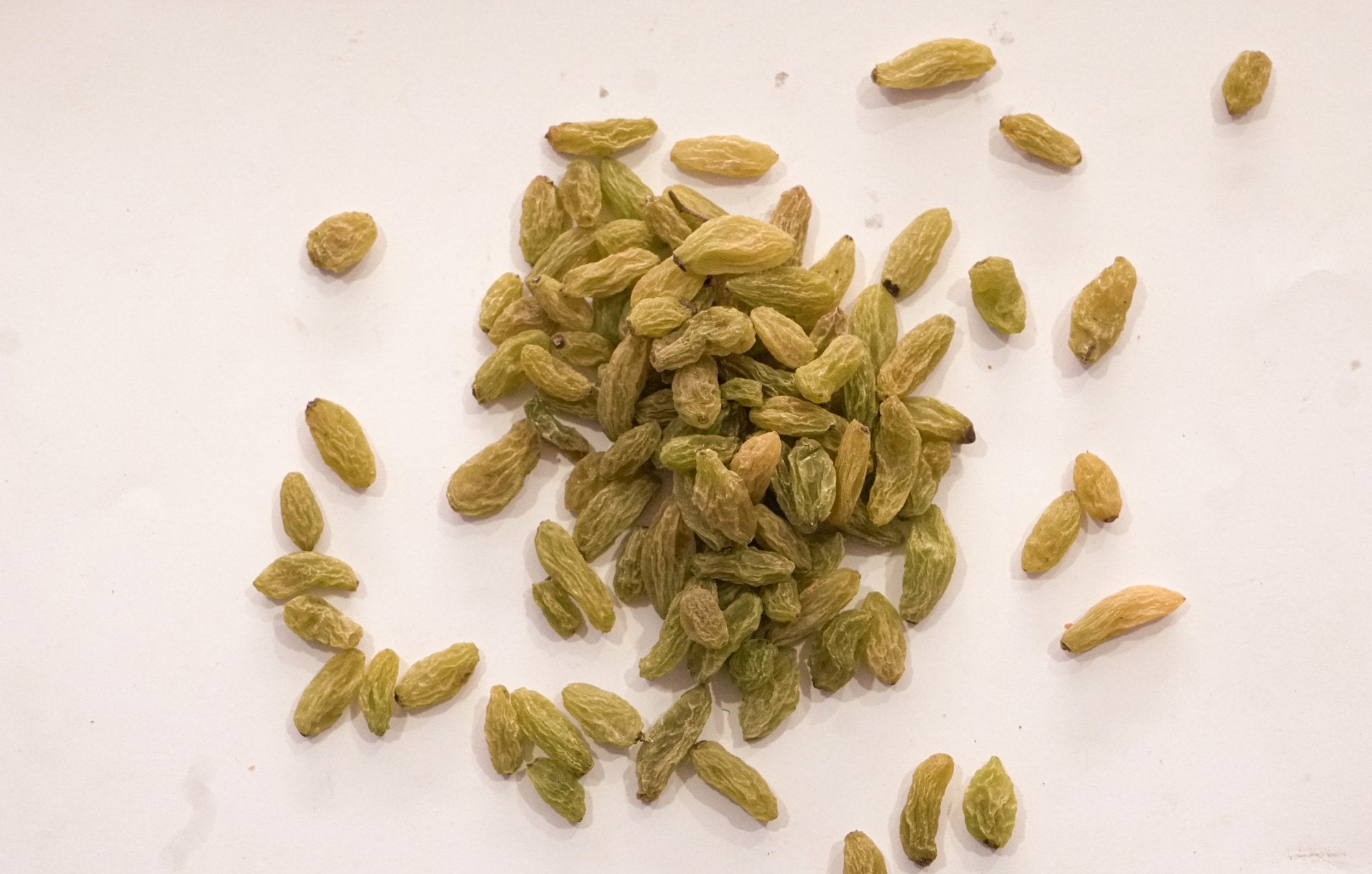 Hunza green raisins (kishmish)